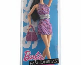 Barbie Fashionistas Swappin' Styles Sassy Doll T7414 2010