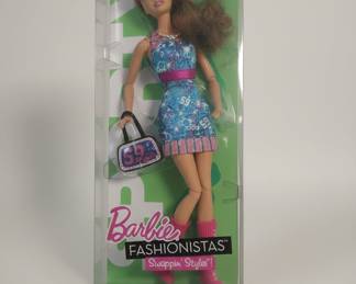 Barbie Fashionistas "Swappin' Styles!" Sporty Doll