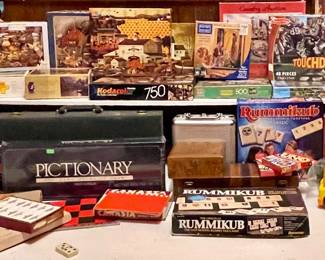VINTAGE GAMES AND PUZZLES
