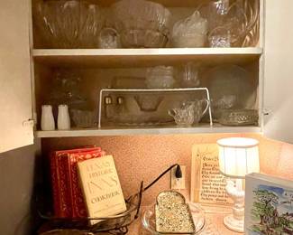 GLASSWARE, COOKBOOKS