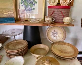 FRANKOMA WAGON WHEEL PLATES & SOUP POT