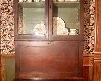 ANTIQUE AMERICAN VICTORIAN SECRETARY DESK