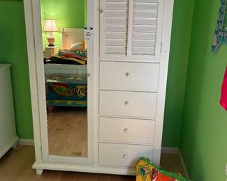 Armoire