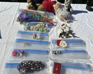 jewelry and assorted odds & ends