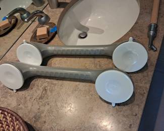 Suction Cup Grab Bar Set