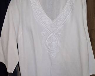 Tommy Bahama White Linen Embroidered V-Neck Tunic Top