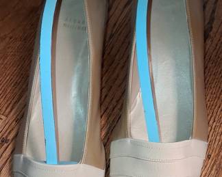 Stuart Weitzman Beige Patent Leather Peep Toe Low Heel Pumps