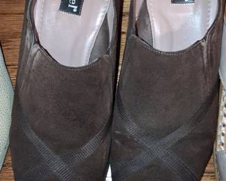 BeautiFeel Women's Suede Slip-On Loafers