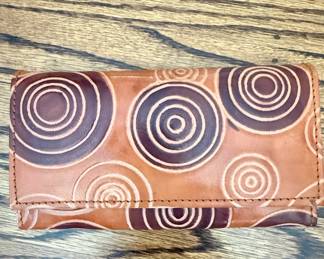 Handmade Leather Clutch Wallet with Concentric Circle Design