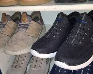 Skechers "Summits High Range" Hands Free Slip-ins Sneakers