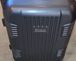 Samsonite Hardside Spinner Suitcase