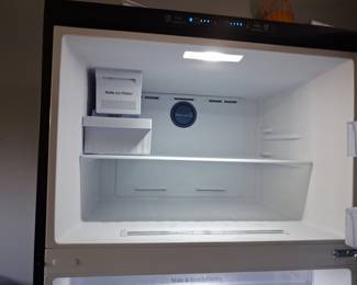 Samsung RT21M6S50 Refrigerator