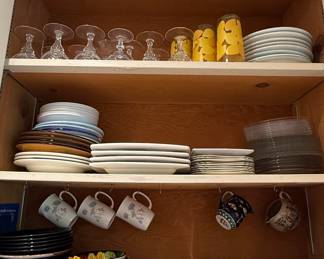 Ken Edwards Collection & Mixed Lot of Ceramic Dinnerware and Glassware