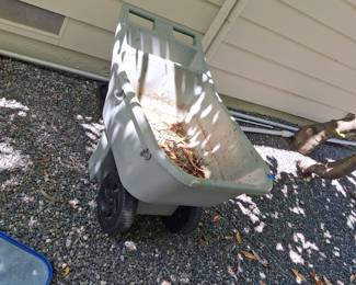 Ames Easy Roller 2-Wheel Garden Cart
