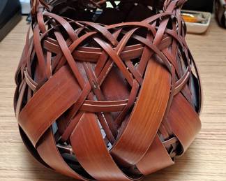 Japanese Ikebana Bamboo Basket (Hanaire) by Shōchikusai