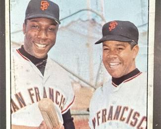 Lot 221: 1969 Topps #572 Giants Heroes Willie McCovey Juan Marichal C Giants