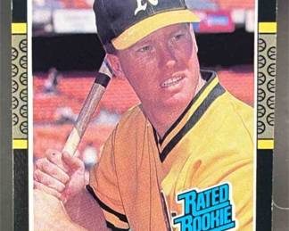 Lot 130: 1987 Donruss #46 Mark McGwire Rookie Athletics