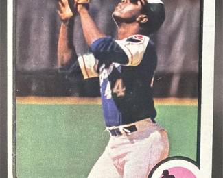Lot 149: 1973 Topps #100 Hank Aaron Braves