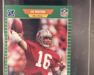 Lot 164: 1989 Pro Set Super Bowl XXIV Binder #381 Joe Montana 49ers Graded 10