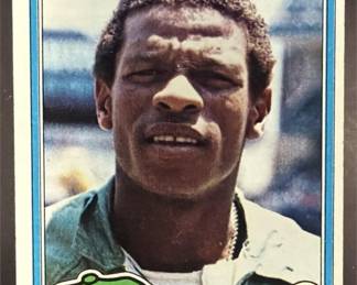 Lot 226: 1981 Topps #261 Rickey Henderson Athletics