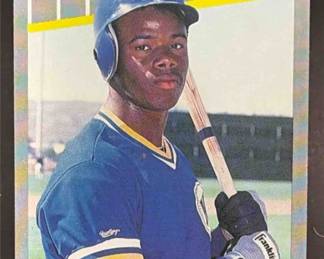 Lot 100: 1989 Fleer #548 Ken Griffey Jr. Rookie Mariners