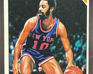 Lot 44: 1974-75 Topps #55 Walt Frazier All-Star Knicks