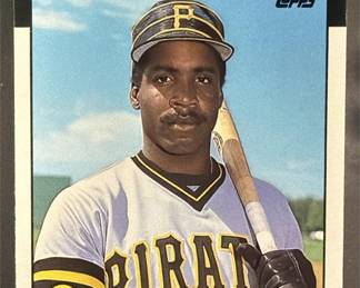 Lot 165: 1986 Topps Traded #11T Barry Bonds Rookie Pirates