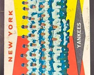 Lot 63: 1960 Topps #332 New York Yankees CL Team Card Yankees