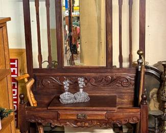 Very nice, antique culture tree, and very good condition