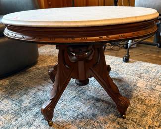Online estate auction in Enid, Oklahoma featuring antique and vintage furniture, tables, chairs, beds, home decor, collectibles, glassware, kitchen items, household goods, tools, lawn and garden equipment, outdoor furniture, artwork, lighting, handbags and unique vintage finds. Browse 434 auction lots and bid online.