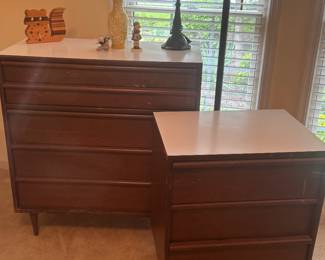 Midcentury Modern bedroom furniture-great project pieces
