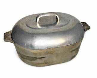 8 Qt. Lidded Roaster - Magnalite USA