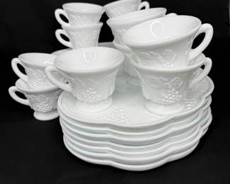 Vtg Indiana Glass Company "Colony Harvest" White Milk Glass Luncheon Set