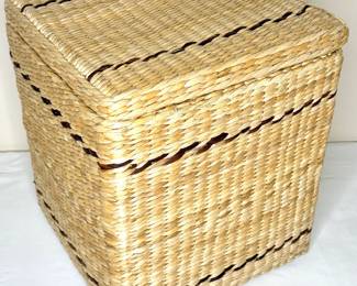 Small Woven Wicker Storage Basket with Lid