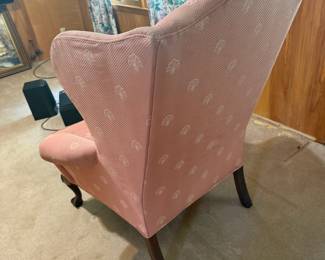 #204 Ethan Allen Wing back chair in a corl shell patern $75