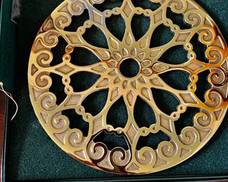 #131	Virgina Metalcrafters round trivet 9 3/4" 	 $20.00 