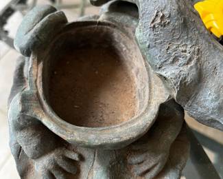 #95	Clay lidded frog 7x5x3"	 $20.00 