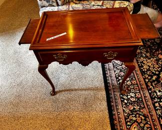 #18	End table with pullout cup holder29x19x26"	 $100.00 