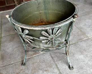 #93	Metal plant stand 11x12"	 $20.00 
