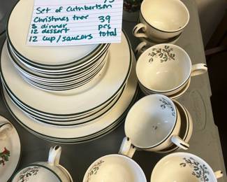 #195	Cuthbertson Christmas Tree 39 pc set	 $75.00 