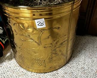 #170	Brass planter w greenery	 $20.00 
