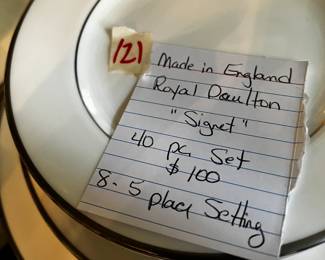 #121	Royal Doulton "Signet" 40 pc set 8 5pc place settings. Made in England	 $100.00 