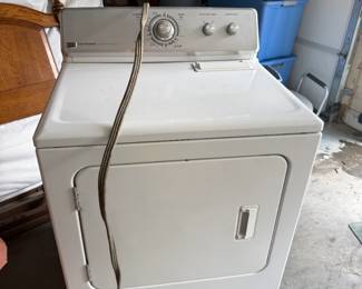 #207 MH Maytag Centennial dryer w swing door MEDC400VWD $100.00