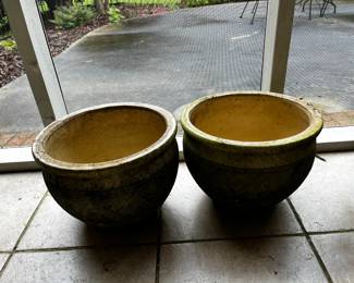 #94	PAIR of ceramic planters 11" round x 8" tall	 $20.00 