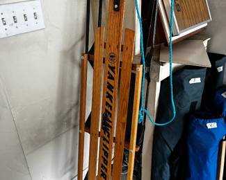 #172	Yankee Clipper sled 5' tall	 $35.00 