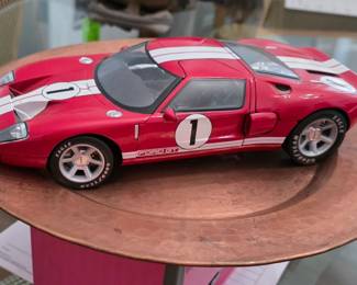 Diecast 1:18 scale