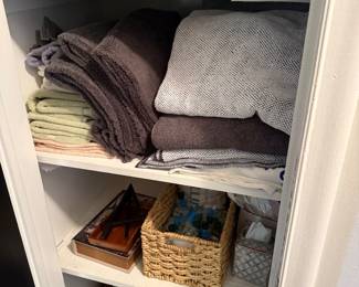 Towels, Linens 