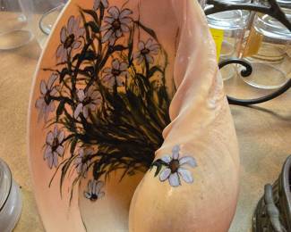 Hand-painted sea shell