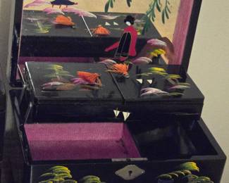 Vintage Japanese black enameled jewelry box