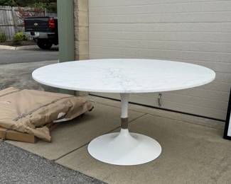 Calacatta Marble Tulip Dining Table